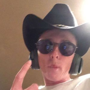 Meet your Posher, Ben